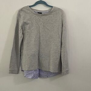 3/$10 Talbots Gray Long Sleeve Top with Blue Striped Detail